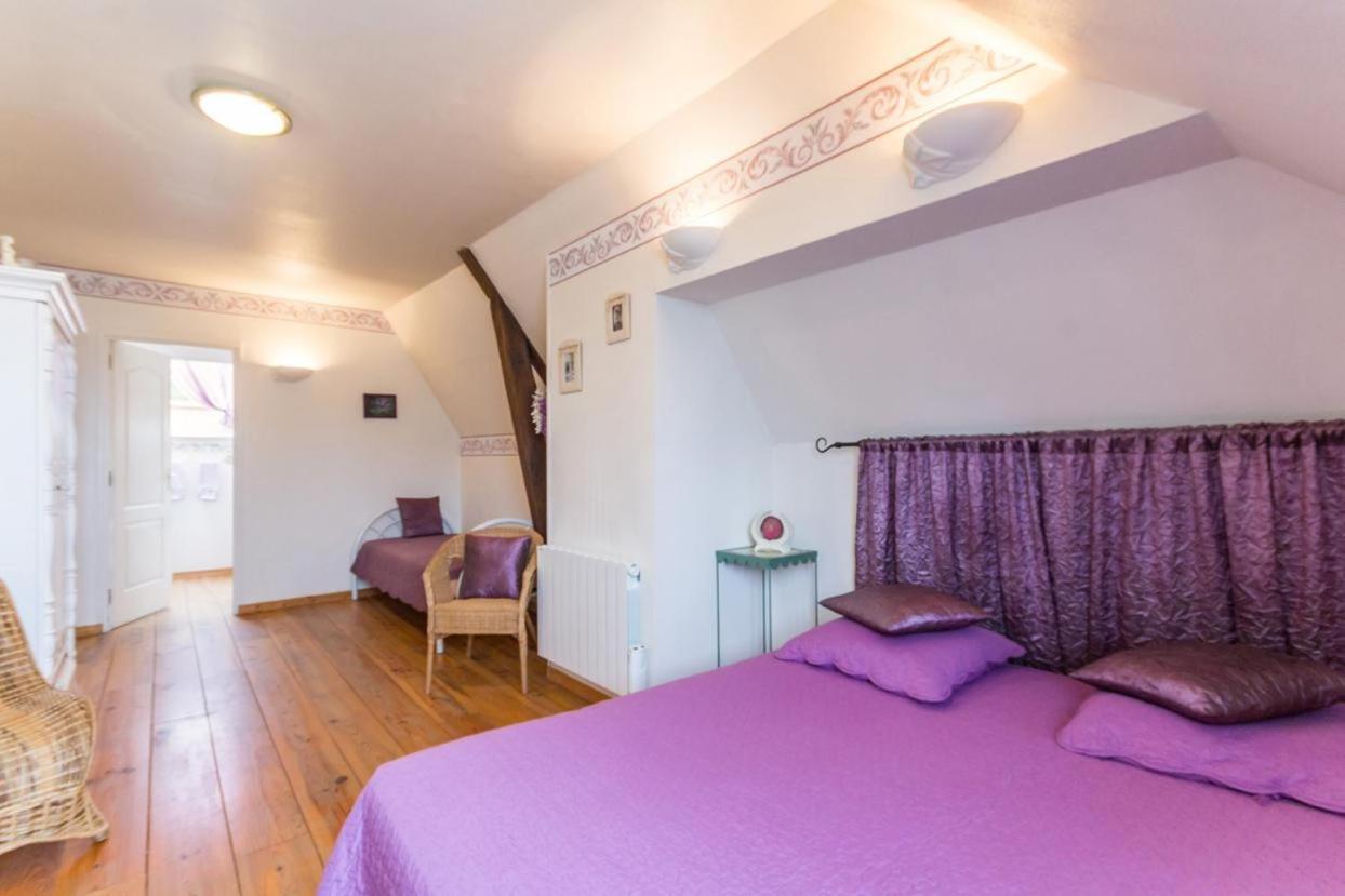 Les Trois Cornets Hotel Saint-Ouen-des-Champs Buitenkant foto